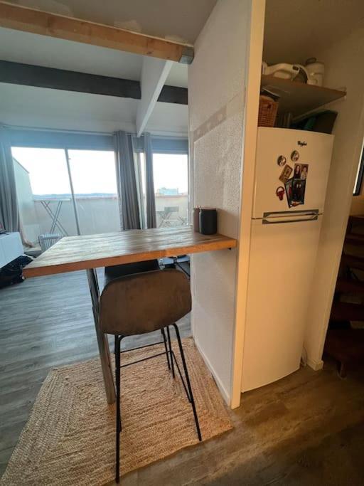 Appartement Terrasse Belle Vue En Duplex Parking Sete Exterior photo